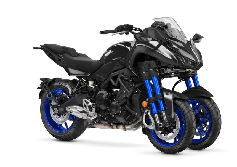 Yamaha-niken-moto